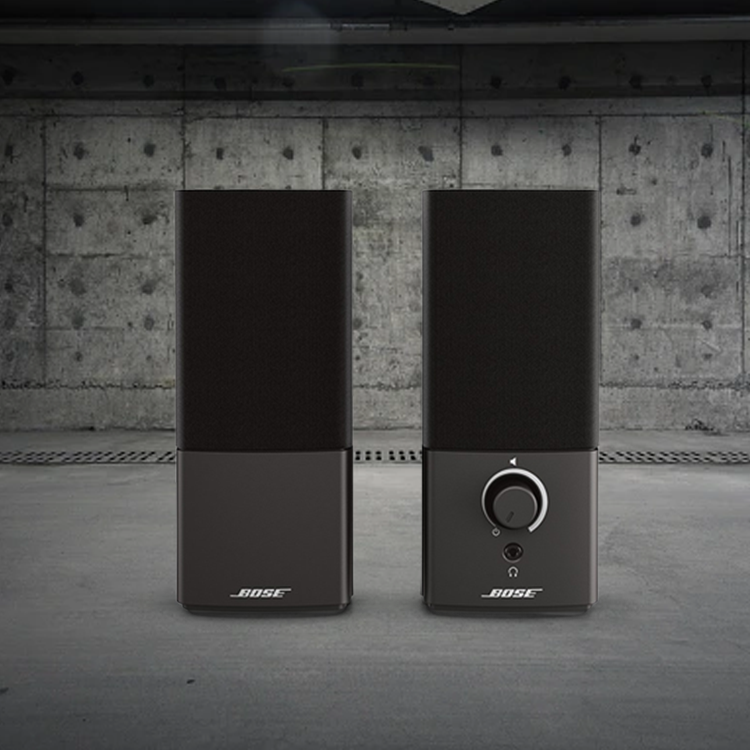 Bose Companion® 2 Series III Multimedia Speaker System  1.8kg 