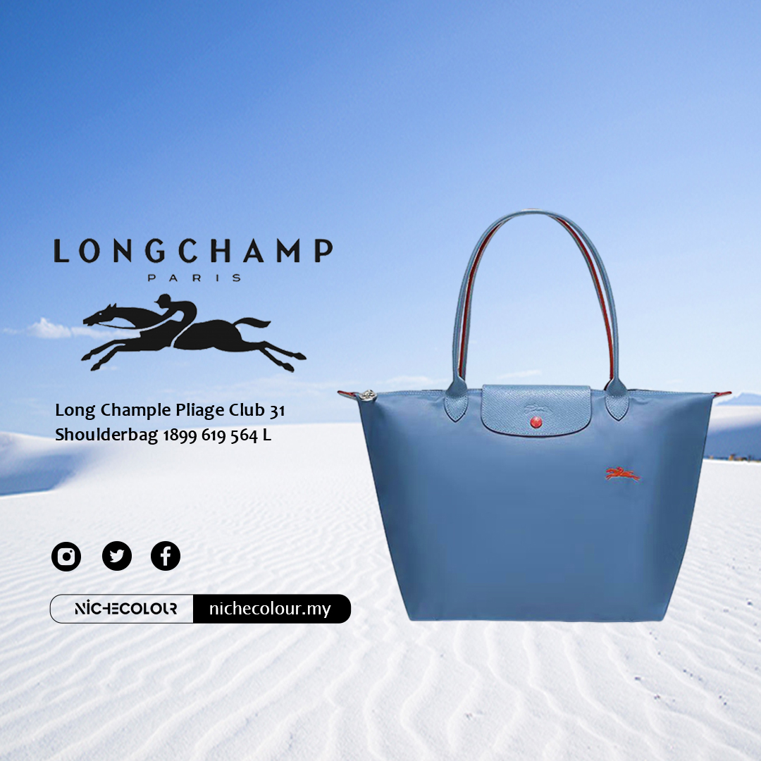 Longchamp Le Pliage Club 31 Shoulderbag: Versatile Elegance in Every Detail